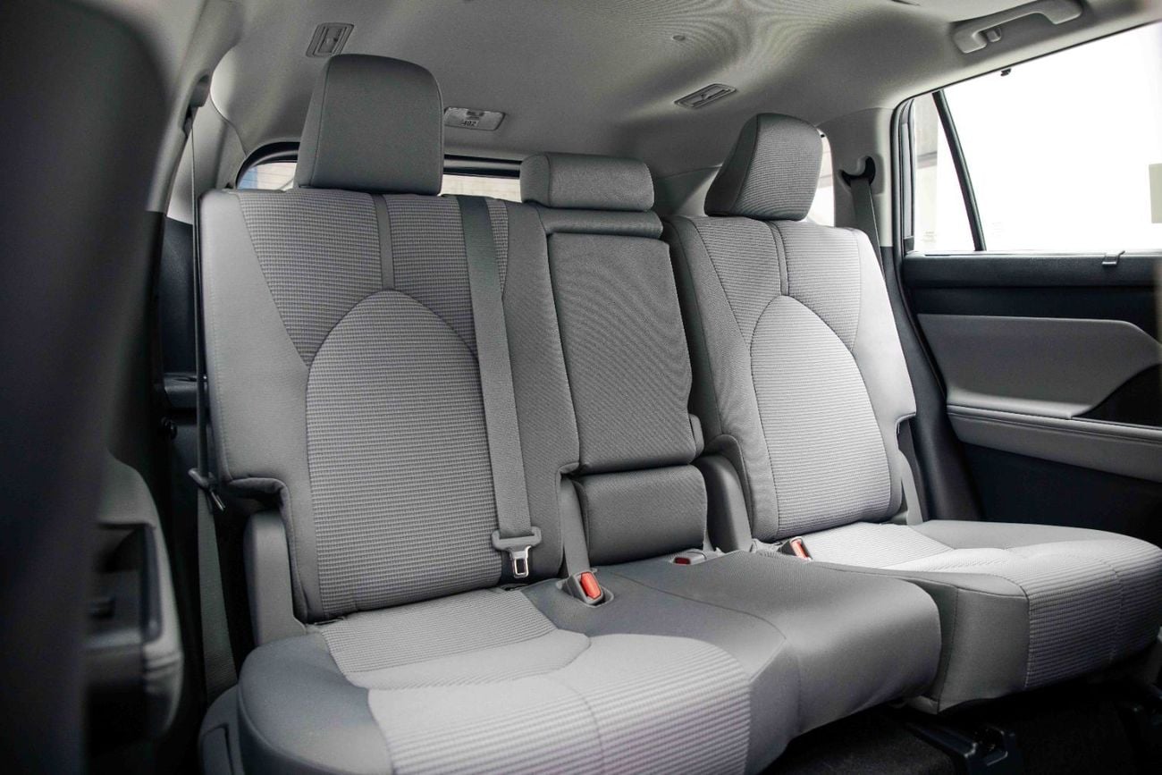 تويوتا هايلاندر GLE Hybrid 2.5L - Grey Metallic Inside Grey | Export Only