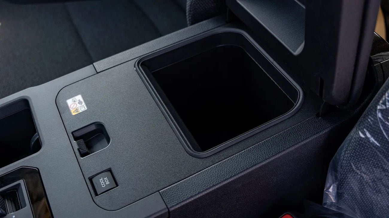 Toyota Prado Toyota Prado TXL1 2.4L petrol AT 2026