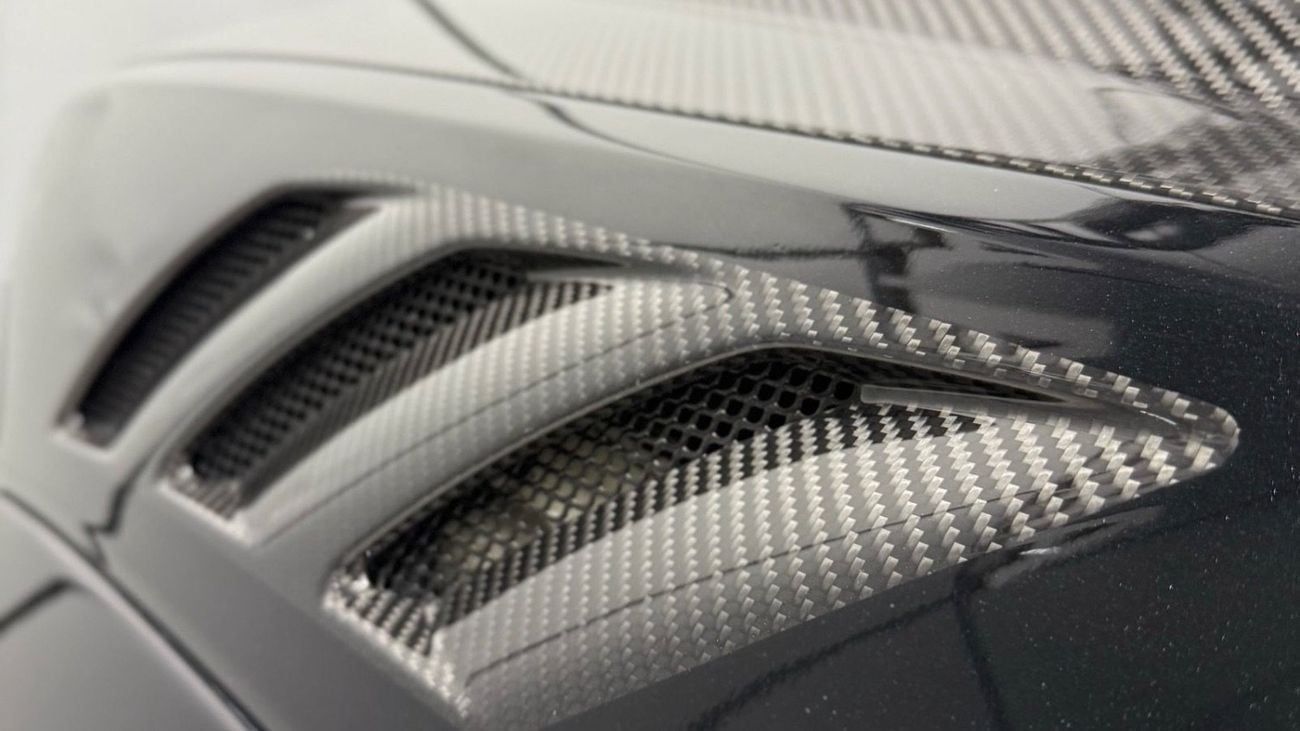 لامبورغيني اوروس STD S 4.0T V8