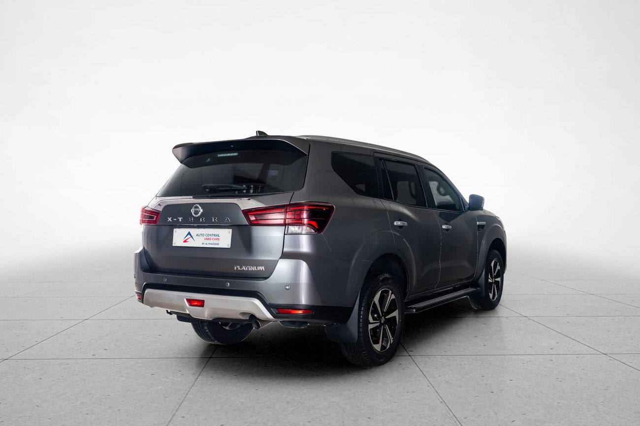 Nissan XTerra PLATINUM 2.5