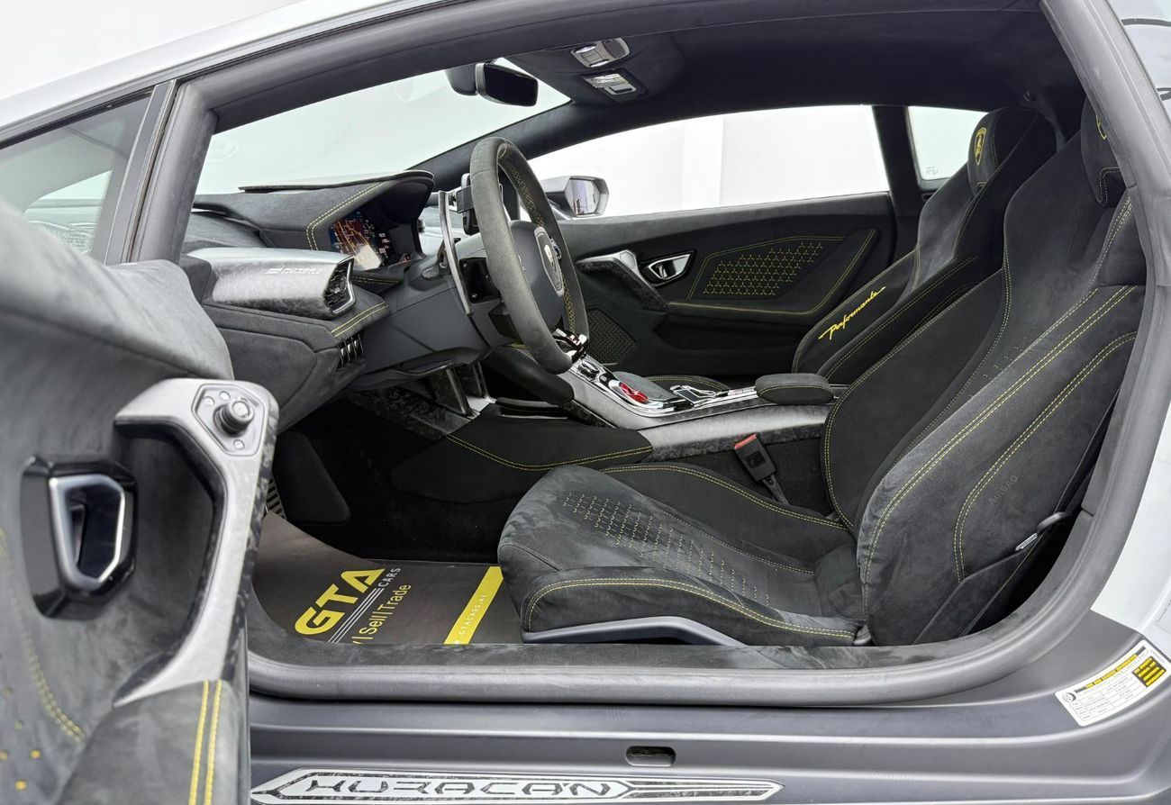 Lamborghini Huracan 2018 Lamborghini Huracan Performante, Warranty, Full Service History, Very Low Km, Fully Loaded, GCC