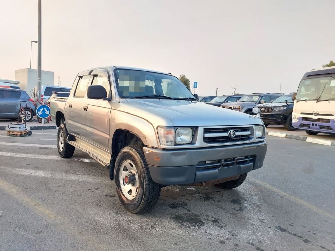 تويوتا هيلوكس 2003 TOYOTA HILUX PICK UP RHD 3.0 CC DIESEL MANUAL(PM28969)