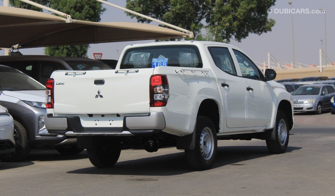 ميتسوبيشي L200 Pickup 4WD DC GL Diesel MT for export only