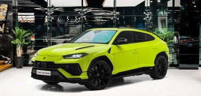 لامبورغيني اوروس S 4.0L V8 Twin-Turbocharged Engine