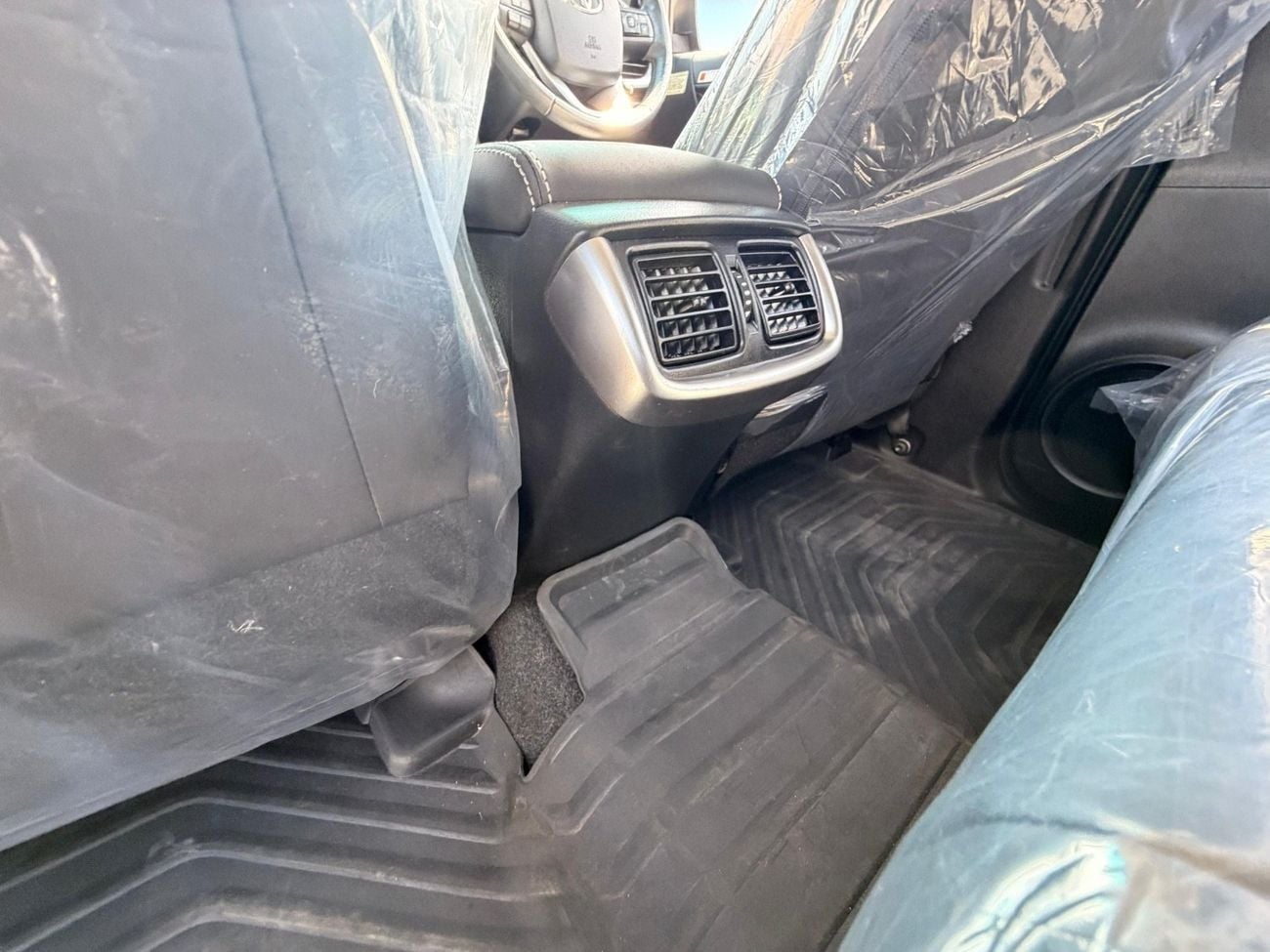 Toyota Hilux GLX SR5 export from Australia
