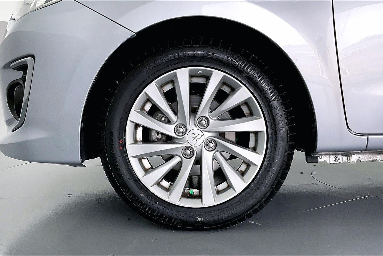 Mitsubishi Attrage GLX Mid