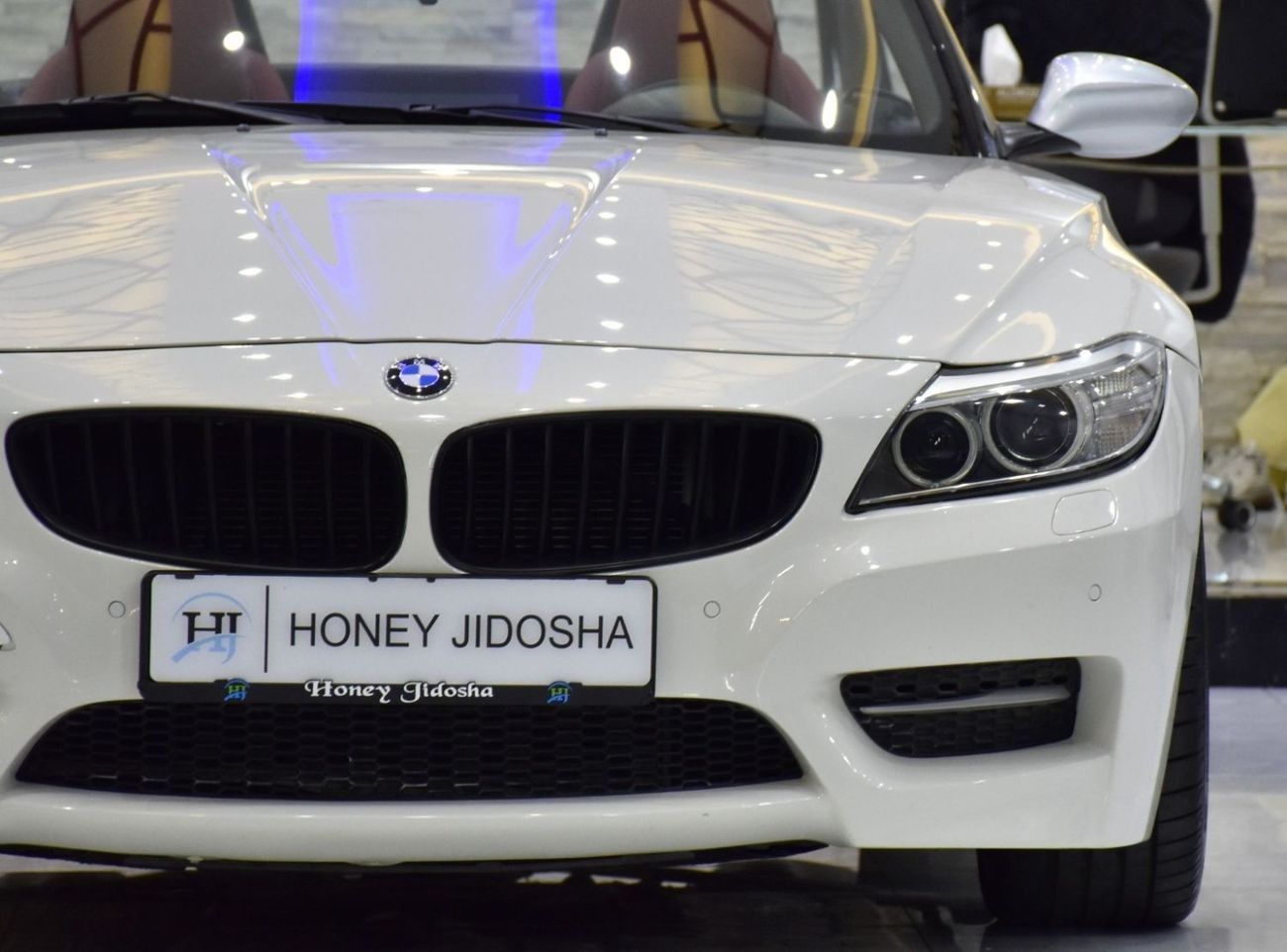 BMW Z4 EXCELLENT DEAL for our BMW Z4 sDrive35i ( 2014 Model ) in White Color GCC Specs