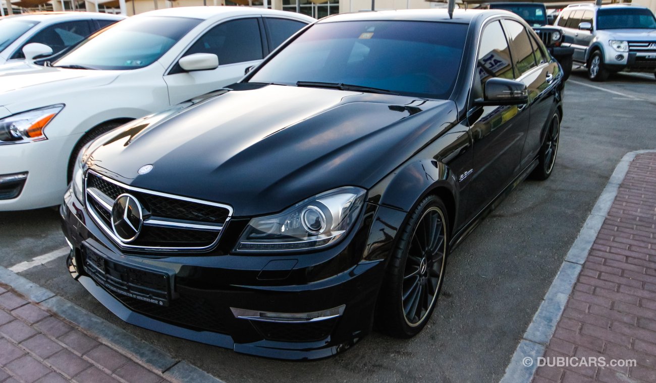 Mercedes-Benz C 63 AMG