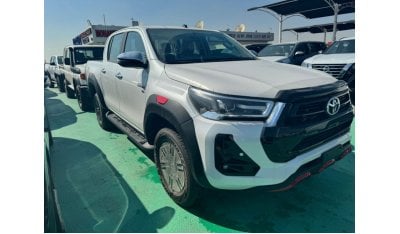 Toyota Hilux 4.0L PETROL V6 2024