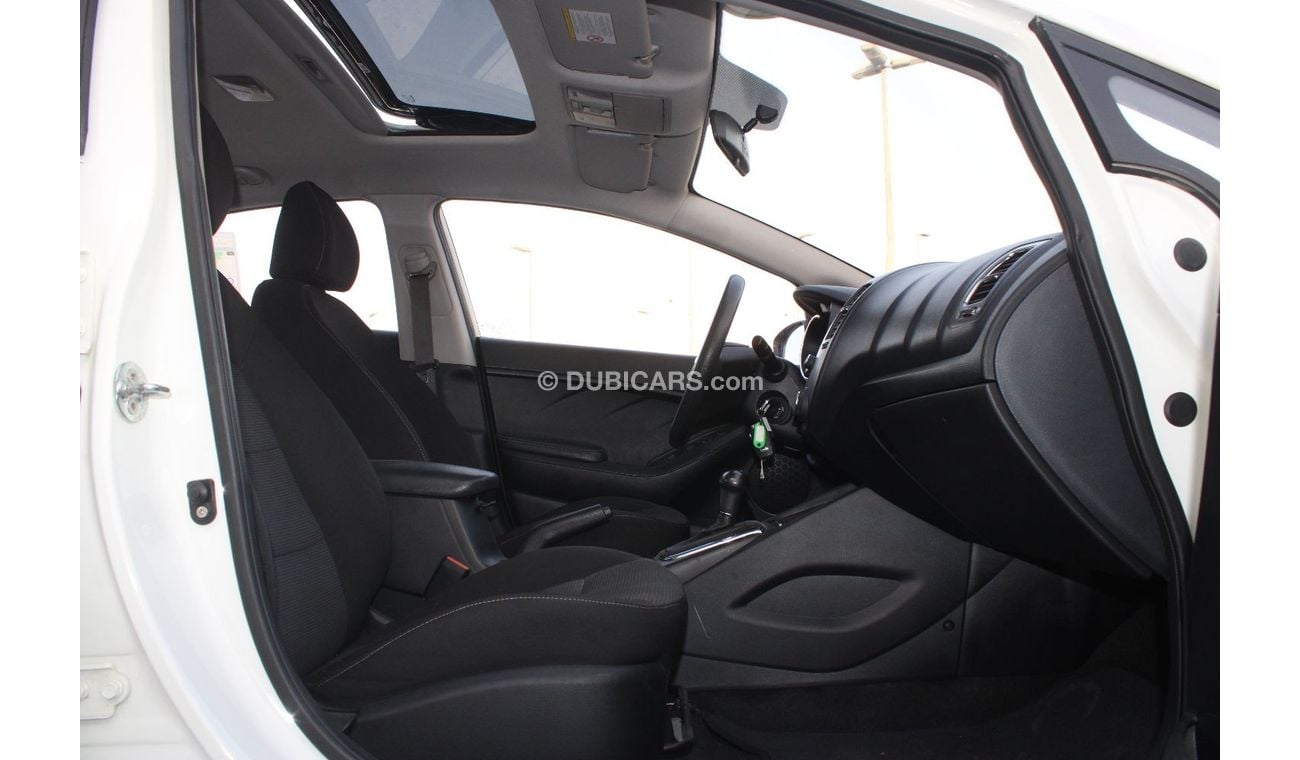 Kia Cerato LX Kia Cerato 2018 White GCC Full Option
