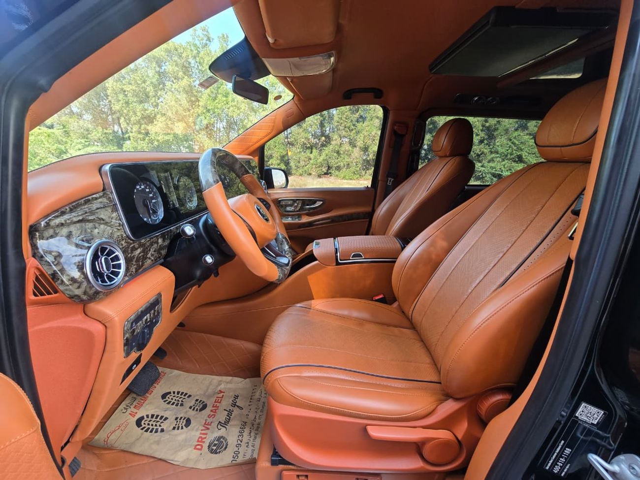 Mercedes-Benz V 250 Std 2.1L MERCEDES VITO 2023 // 2KEYS // LOW MILEGE // MAYBACH BODY KIT // PERFECT CONDITION