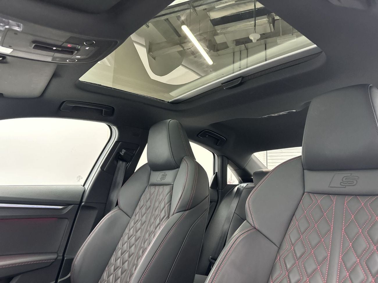 Audi S3 TFSI quattro 2.0L Sedan 290hp High (Ref# 03500)