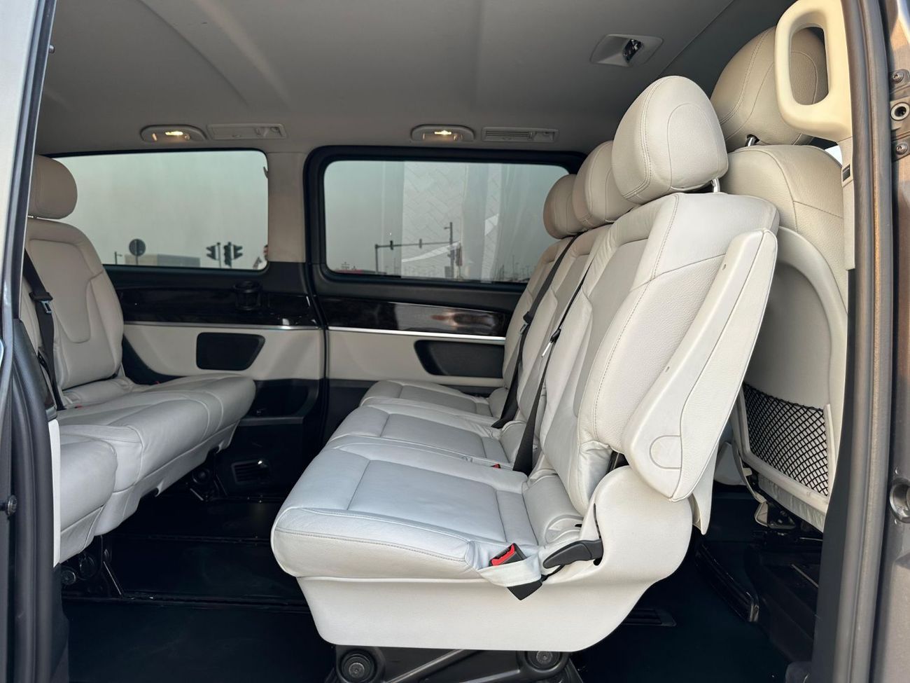 Mercedes-Benz V 250 MERCEDES V-250 2018 GCC FULL OPTION // PERFECT CONDITION