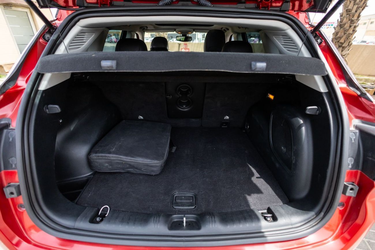 جيب كومباس Limited 2.4L (172 HP)