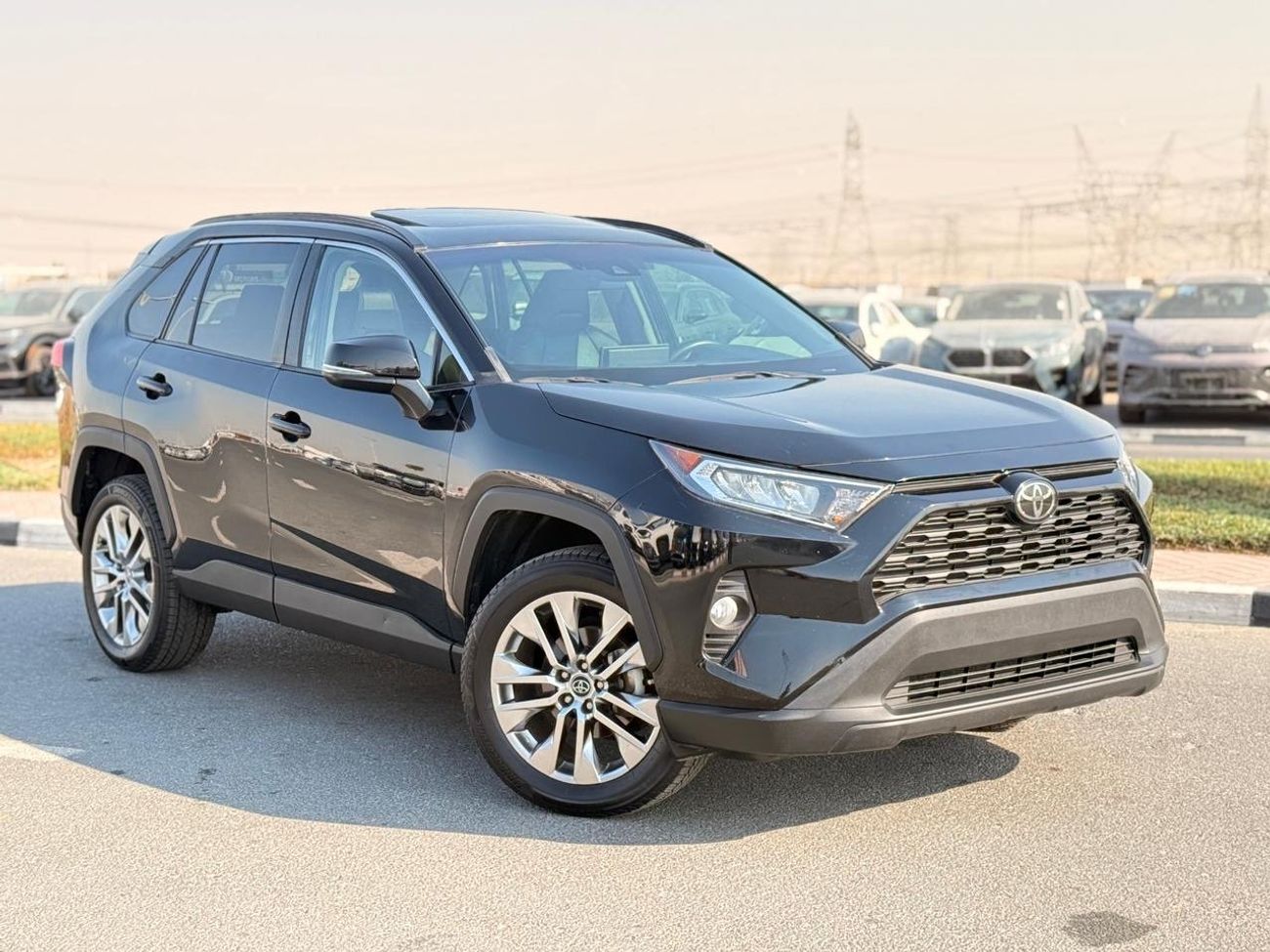 Toyota RAV4 XLE premium 2.5L Full option