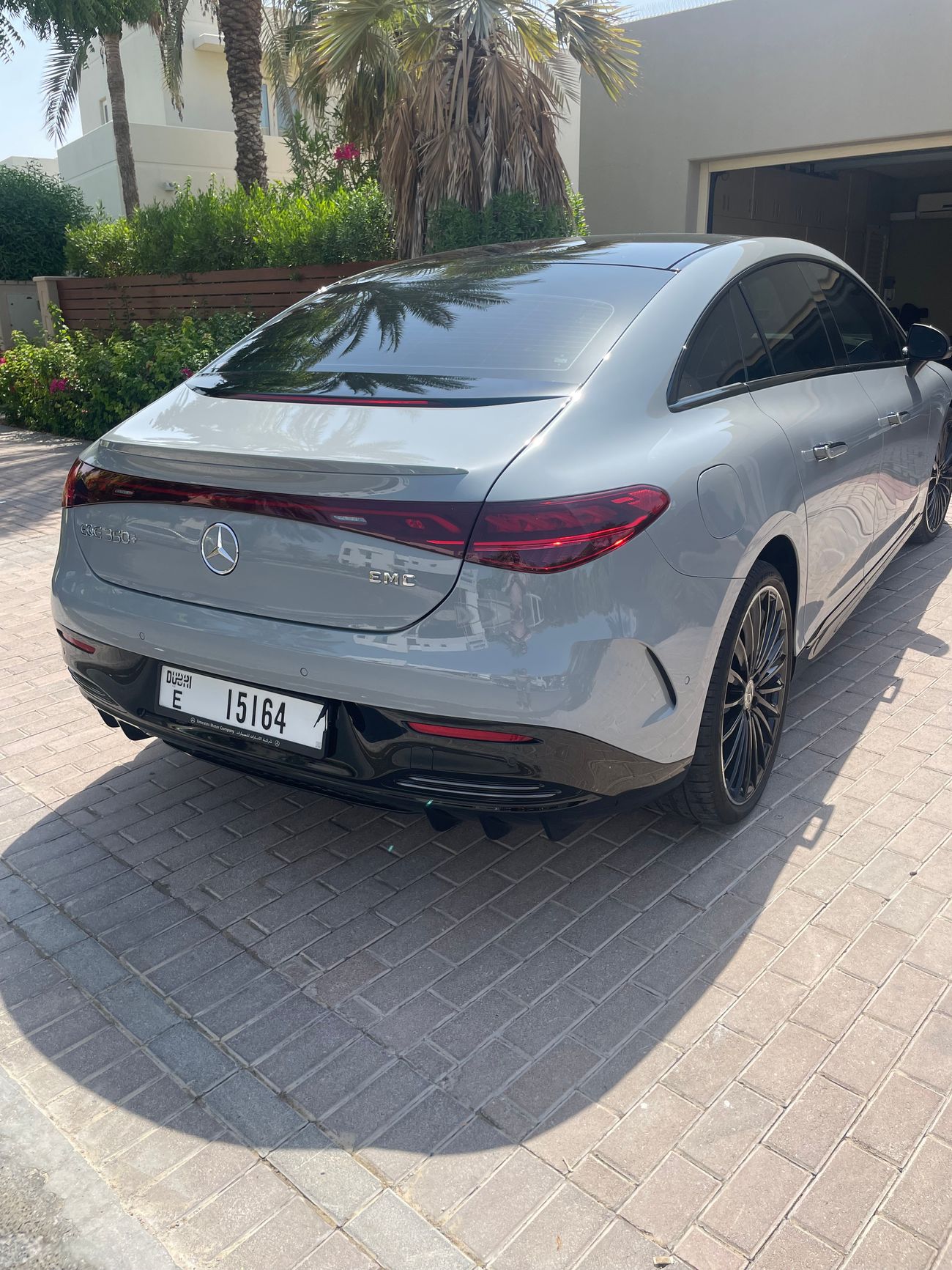 مرسيدس بنز EQE 350+ Premium +