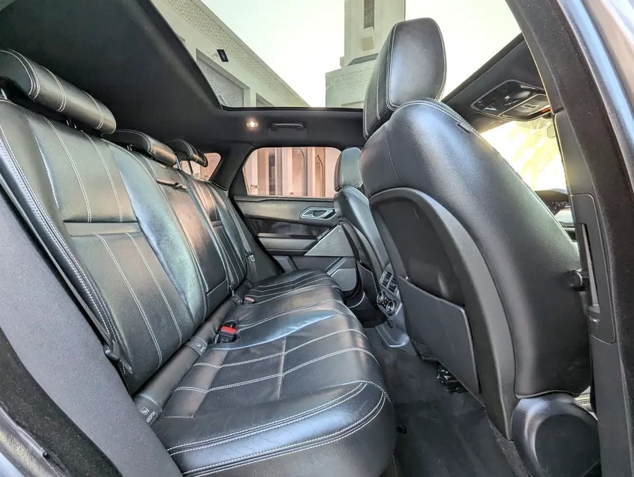 Land Rover Range Rover Velar R-DYNAMIC SE GCC IN EXCELLENT CONDITION