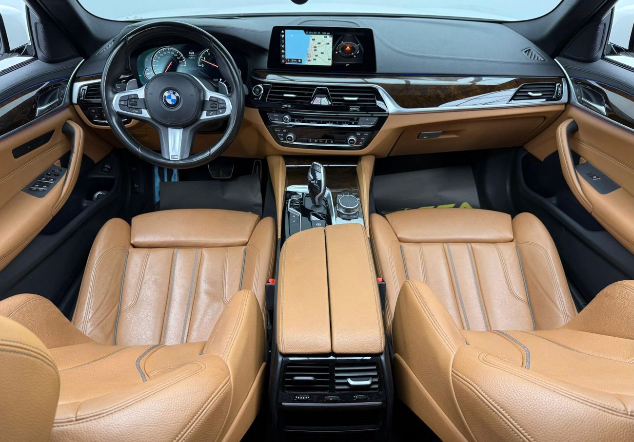 بي أم دبليو 530i M Sport 2.0L 2018 BMW 530i M-Kit, Warranty, Full BMW Service History, Excellent Condition, GCC