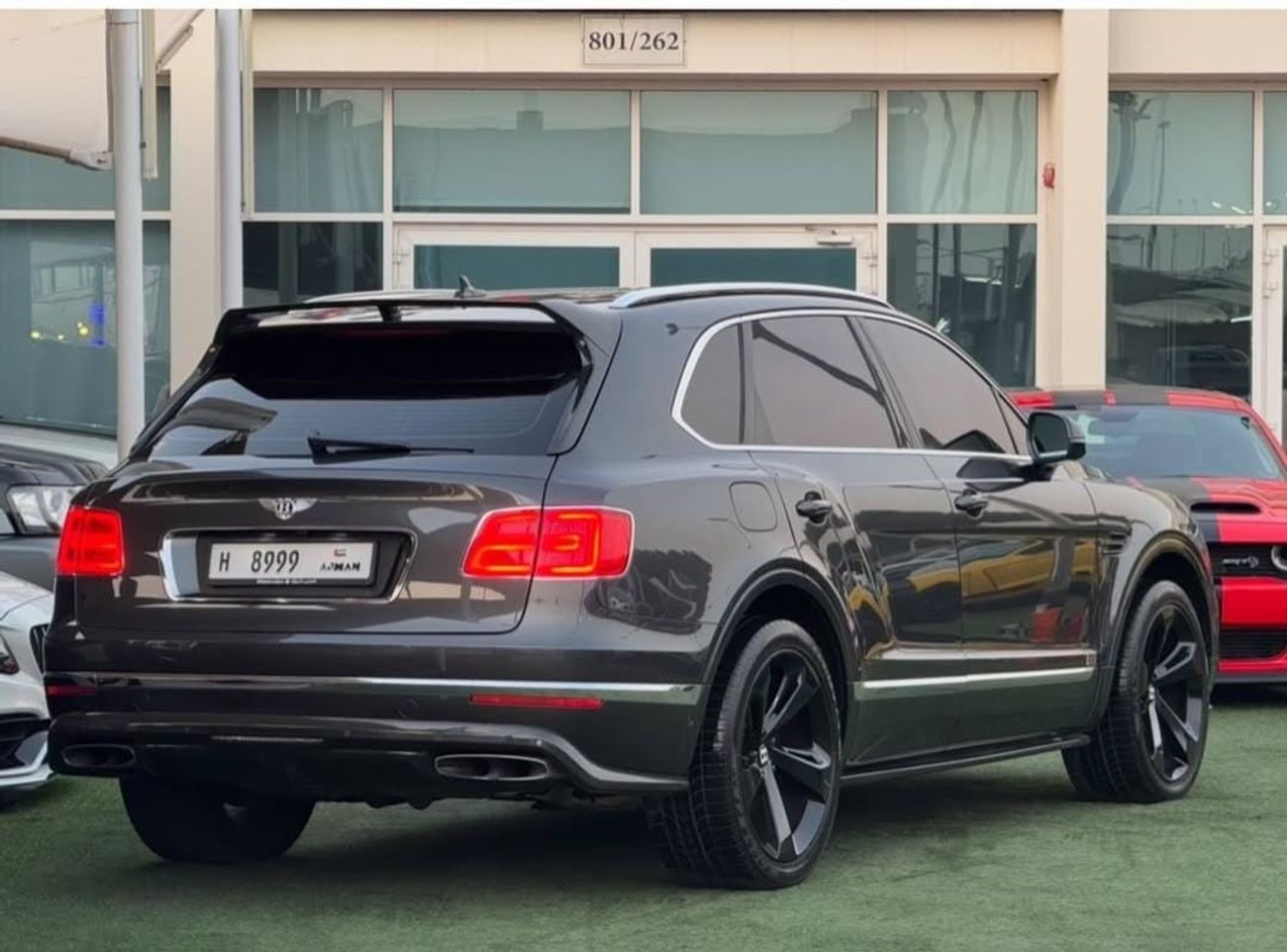 بنتلي بينتايجا Bentley Bentayga Gulf 2017 V12 Agency checks Agency paint In agency condition