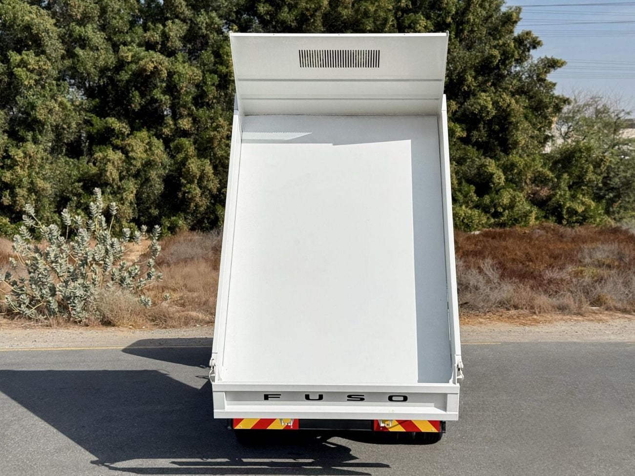 Mitsubishi Canter STD 2026 GCC | TIPPER TRUCK | 3.0L DIESEL | EURO 5 | RWD | BRAND NEW | Export