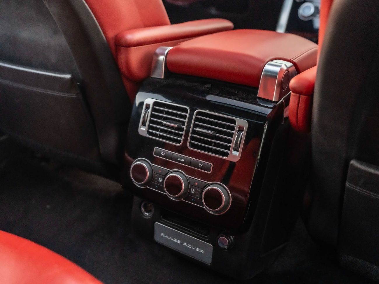 Land Rover Range Rover Vogue SE 5.0L