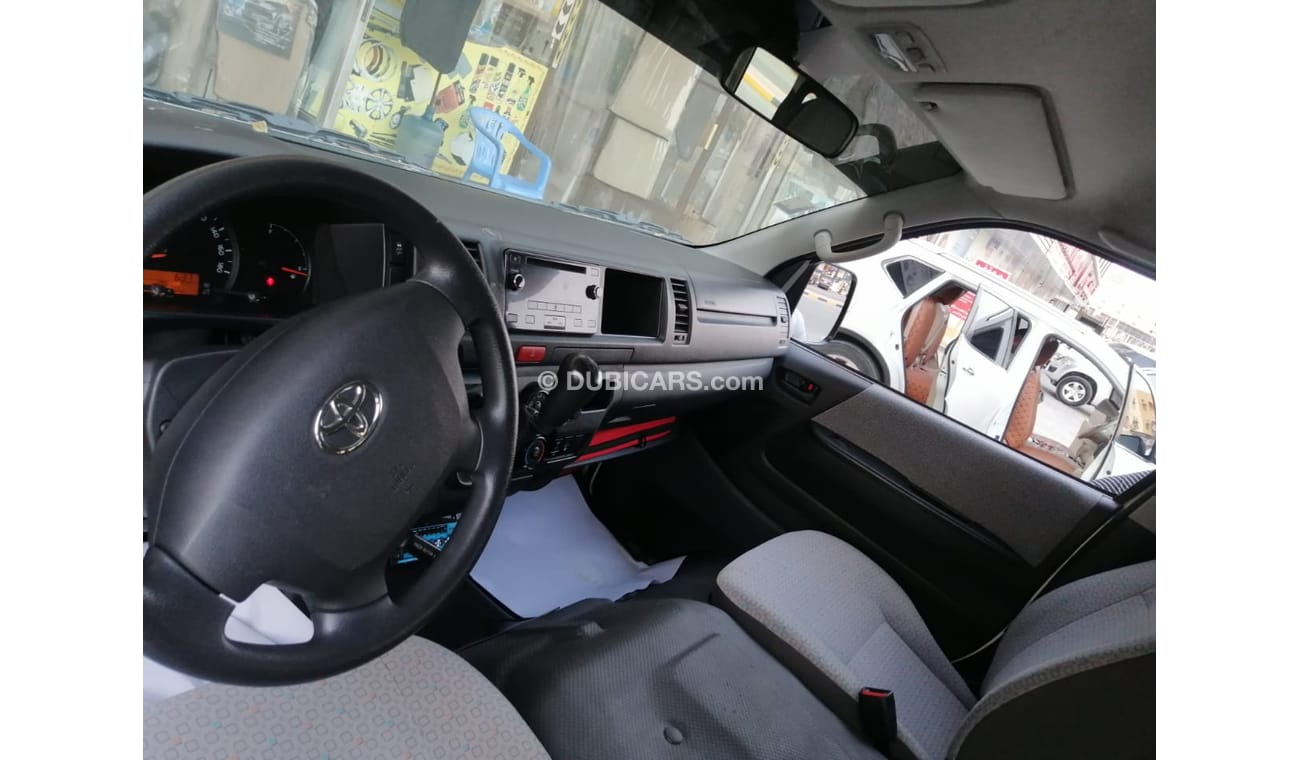 Toyota Hiace GLX