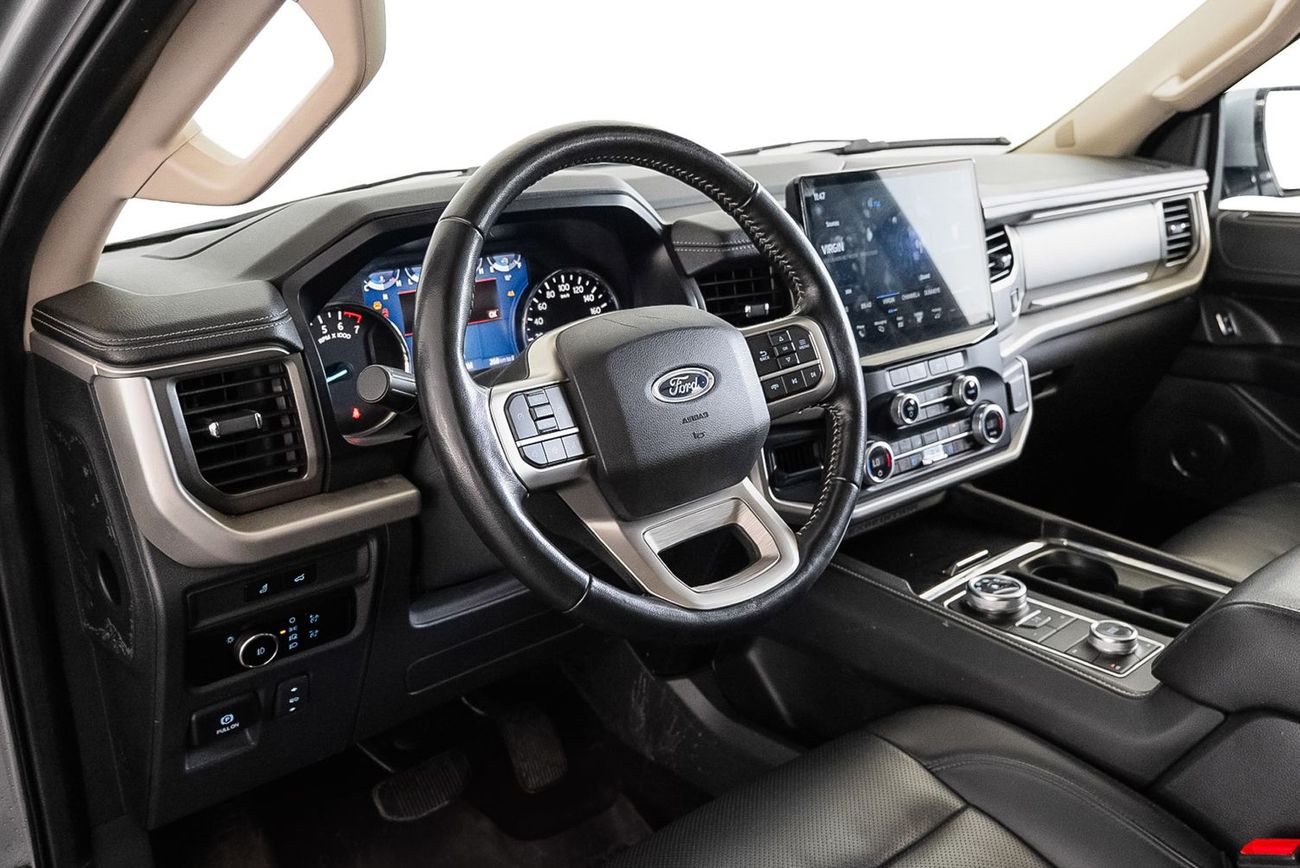 Ford Expedition XLT 3.5L (380 HP) 4WD