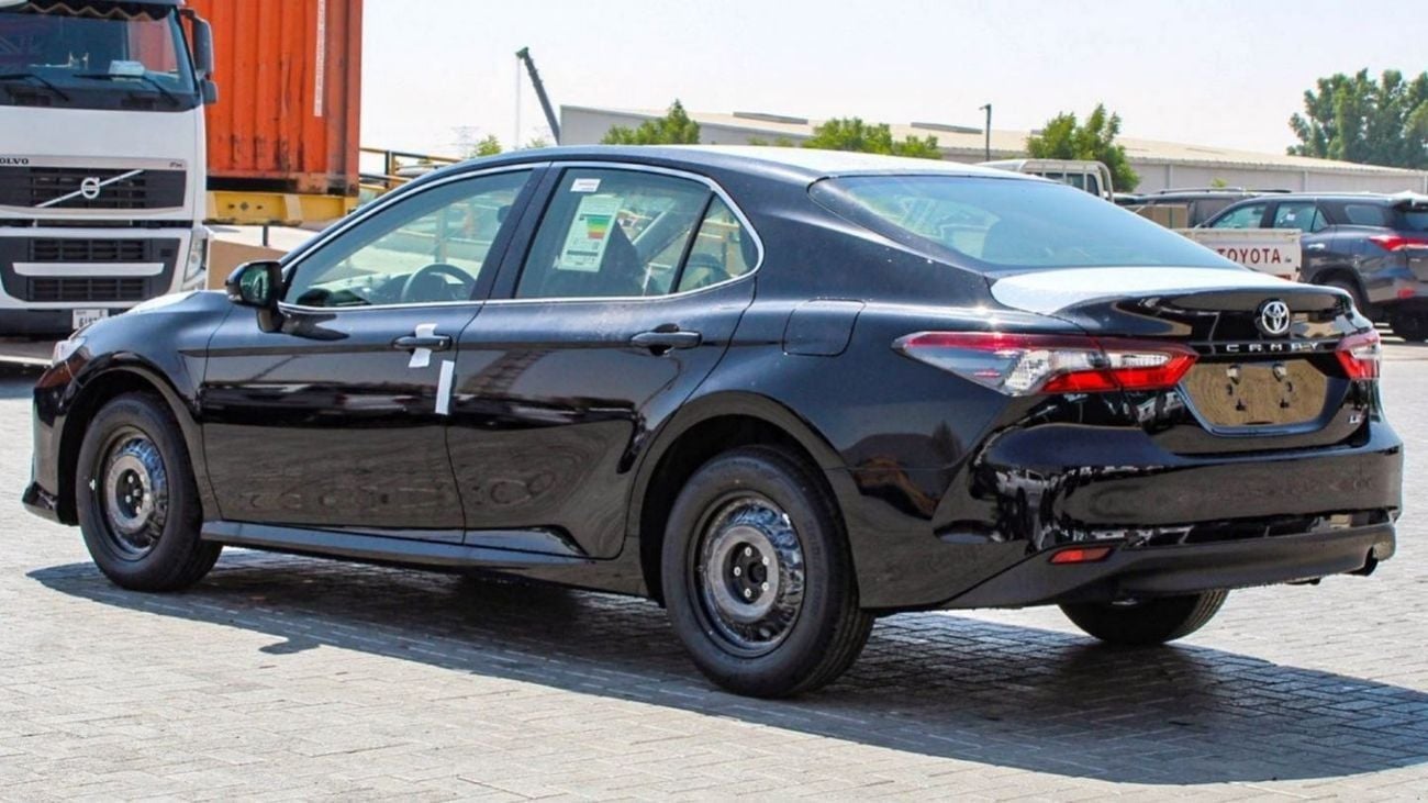 تويوتا كامري 2.5L LE 5 SEATER A/C - 2X AIRBAGS ABS Automatic (Export Only)