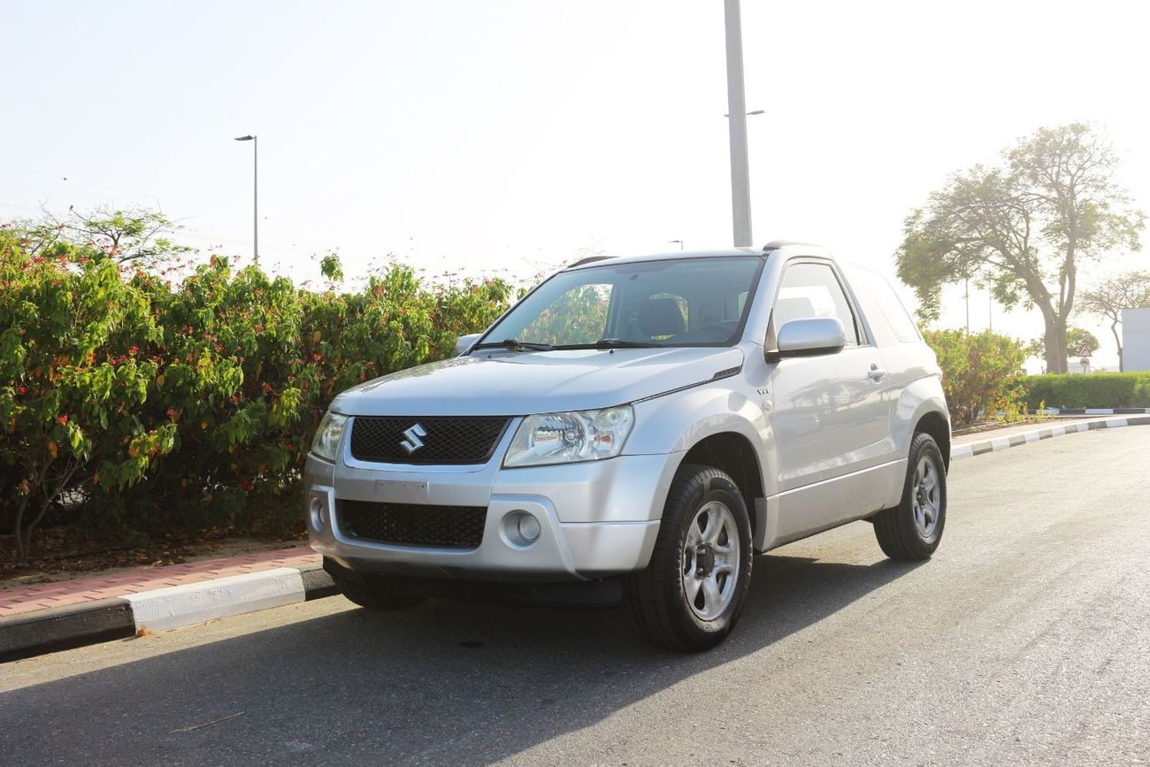 Suzuki Grand Vitara Suzuki Grand Vitara 4x4 Gulf space  2 Door Full Automatic 2009