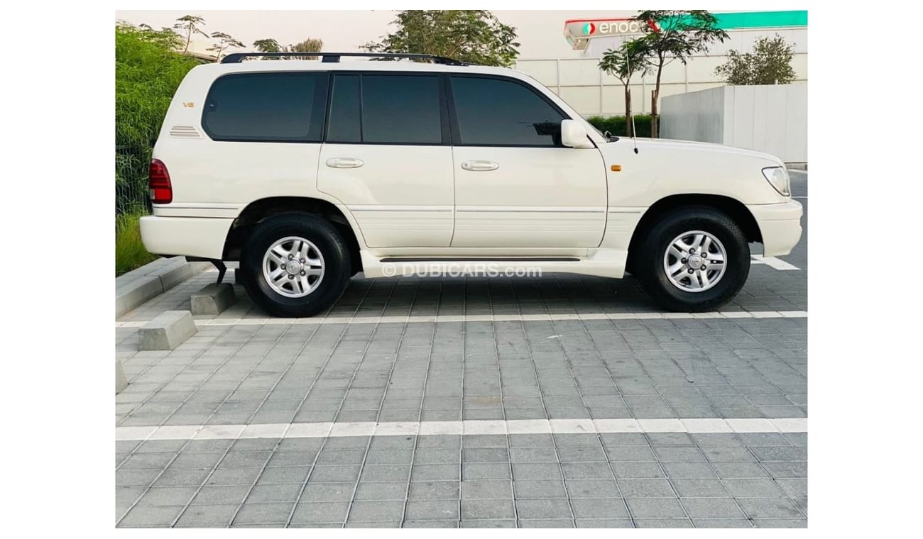 Lexus LX 470 || GCC || 4x4 || Well Maintained