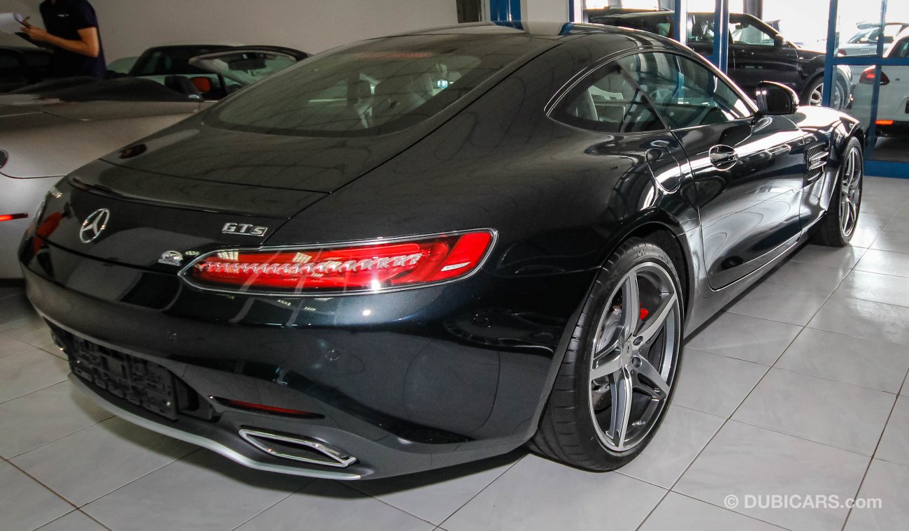 مرسيدس بنز AMG GT S