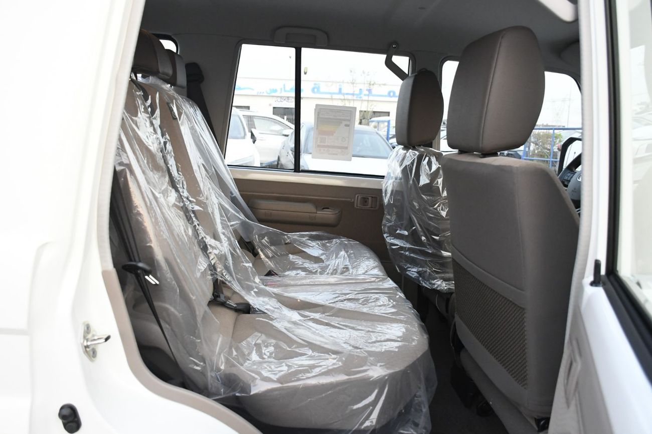 Toyota Land Cruiser 70 76 Series  2.8L Automatic Diesel  with diff lock ( LC Possible )