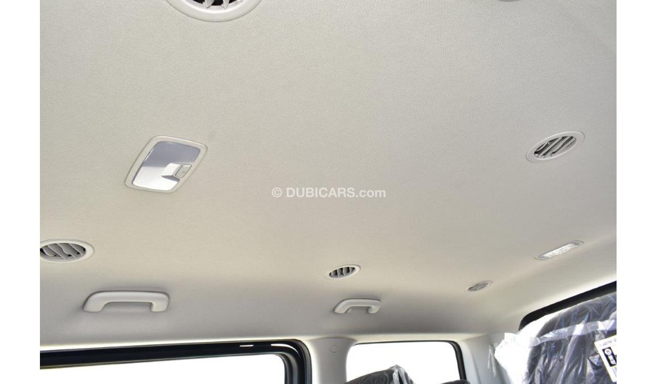 New Hyundai Staria 2.2l CRDI 11 Seat Fwd Manual Transmission 2022 for