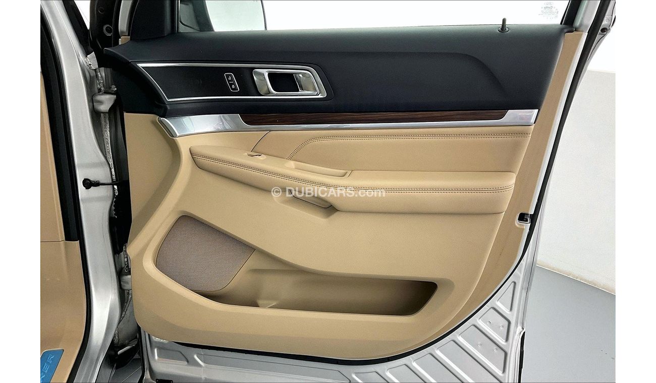 Ford Explorer Limited | 1 year free warranty | 0 down payment | 7 day return policy