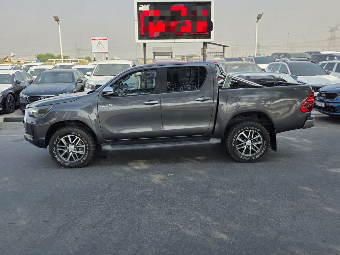 Toyota Hilux diesel 2.8 liter ,right hand drive ,auto transmission ,push start