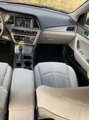 Hyundai Sonata Hyundai Sonata Se 2017 Black 2.4L vin: 5NPE24AF8HH445000