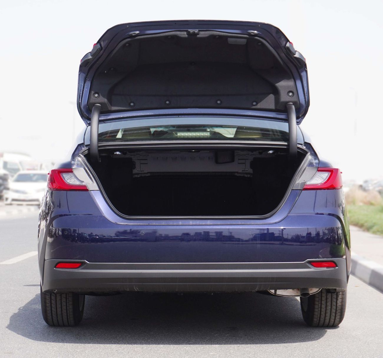 Toyota Camry 2025 MODEL TOYOTA-CAMRY 2.5L PETROL (SUNROOF, WIRELESS CHARGER, REAR CAMERA)