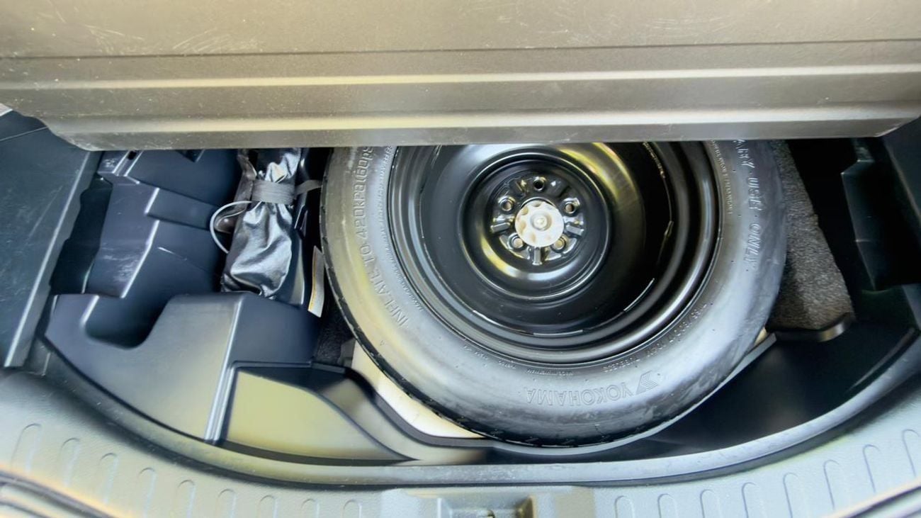 Toyota RAV4 2.0 PETROL ENGINE | 2018 | 2WD | AUTOMATIC TRANSMISSION | RHD | REAR VIEW CAMERA | BLACK INTERIOR