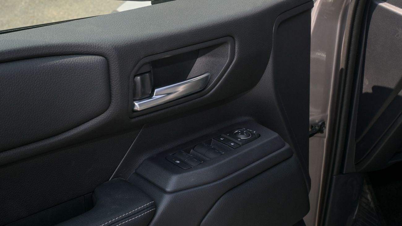 تويوتا برادو TOYOTA PRADO 2.8T - ADVENTURE PACKAGE