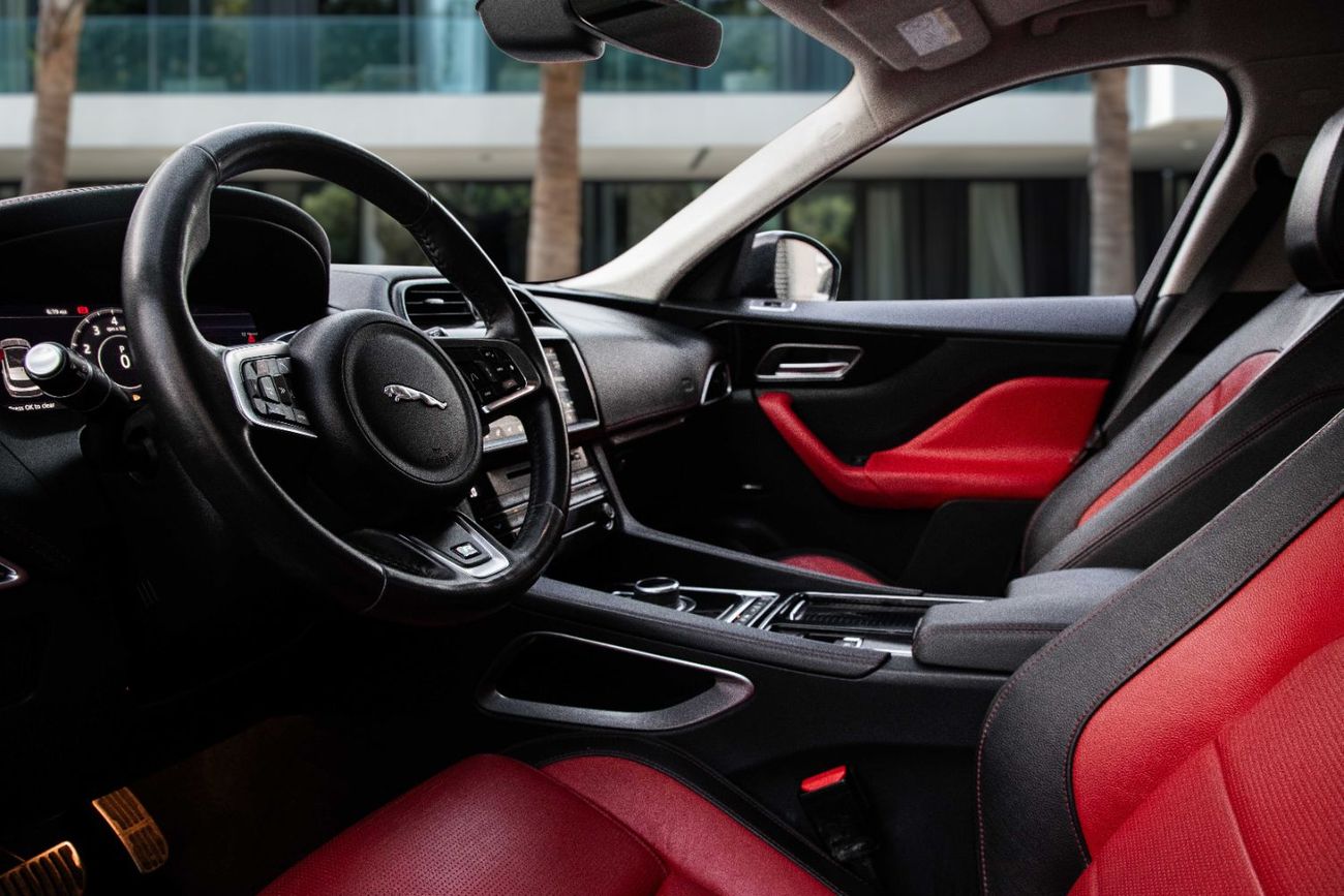 Jaguar F Pace F-Pace R Sport | 1,763 P.M | 0% Downpayment | WARRANTY!