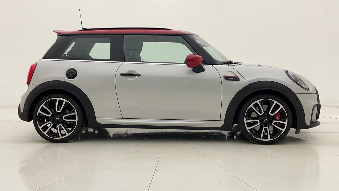 ميني كوبر JOHN COOPER WORKS 2 | بدون دفعة مقدمة | اختبار القيادة في المنزل