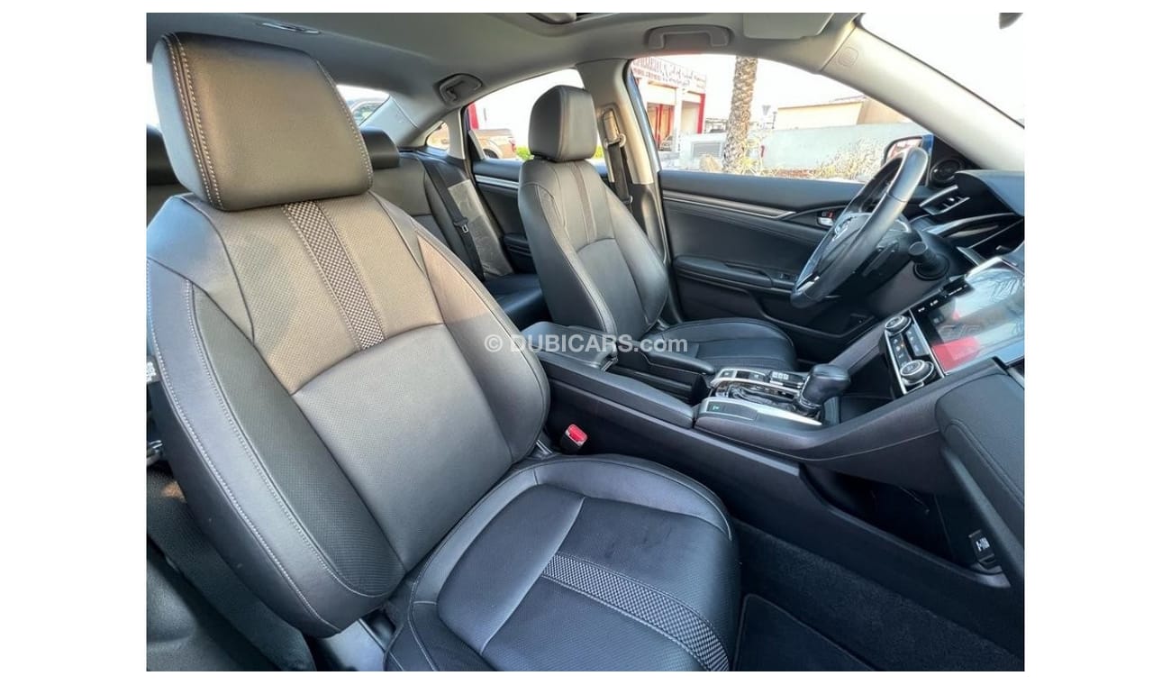 Honda Civic HONDA CIVIC RS 2019 GCC 1.5L IN LOW MILAGE UNDER WARRANTY SERVICE HISTORY