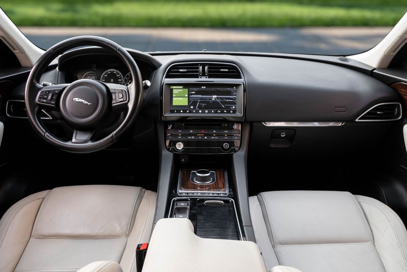 Jaguar F Pace 1,544 P.M (4 Years)⁣ | 0% Downpayment | 2017 JAGUAR F-PACE PRESTIGE!