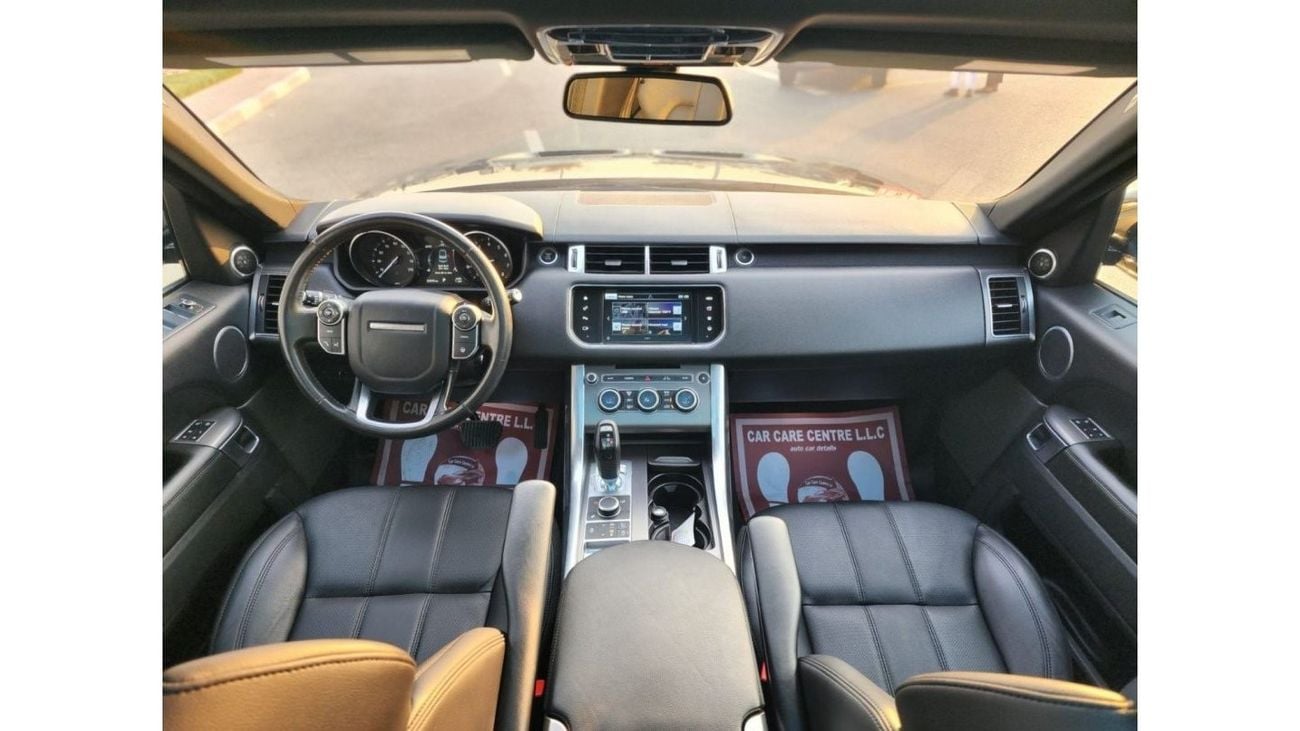 Used Land Rover Range Rover sport 2016 for sale in Dubai - 754376