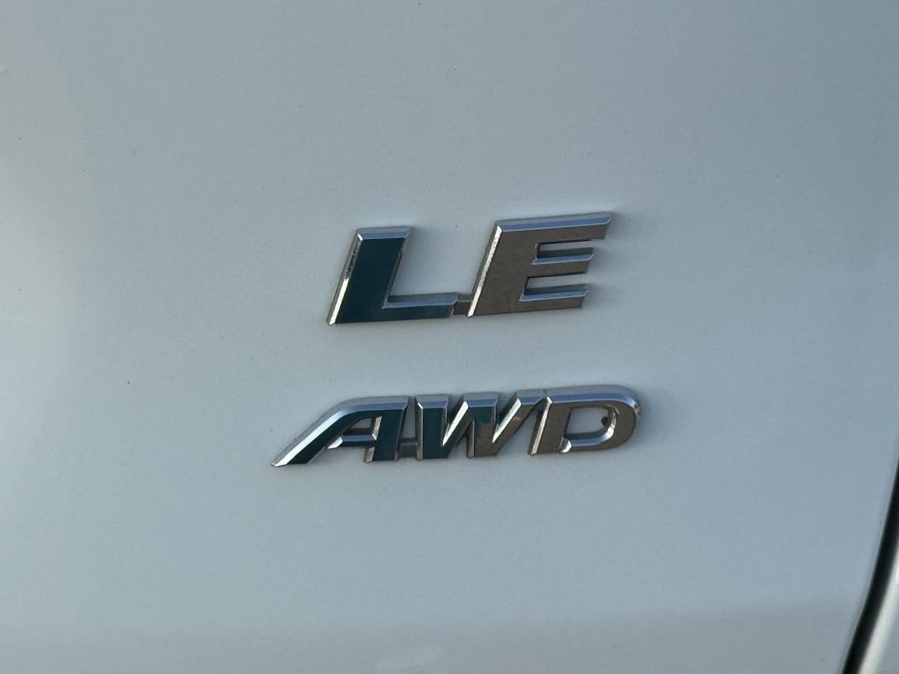 Toyota RAV4 2019 LE 4x4 LEATHER SEATS US SPEC