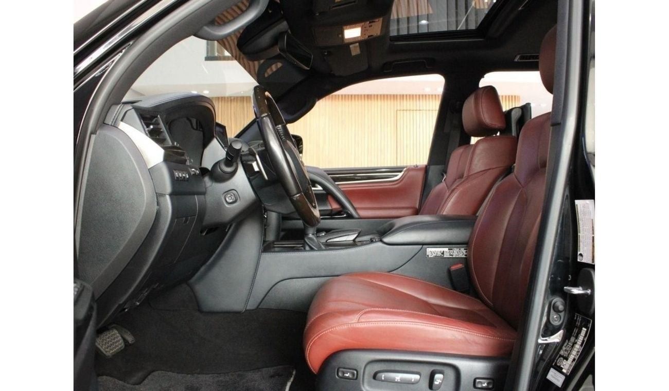 Lexus LX 570 Signature Black Edition