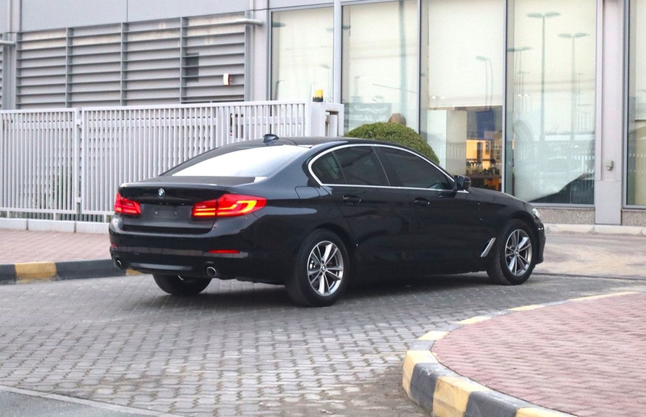 بي أم دبليو 520i Executive 1.6L