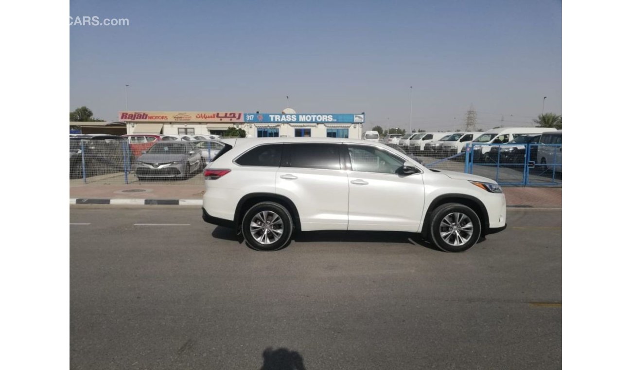 تويوتا هايلاندر TOYOTA HIGHLANDER - 2015 - LE FULL FULL OPTION