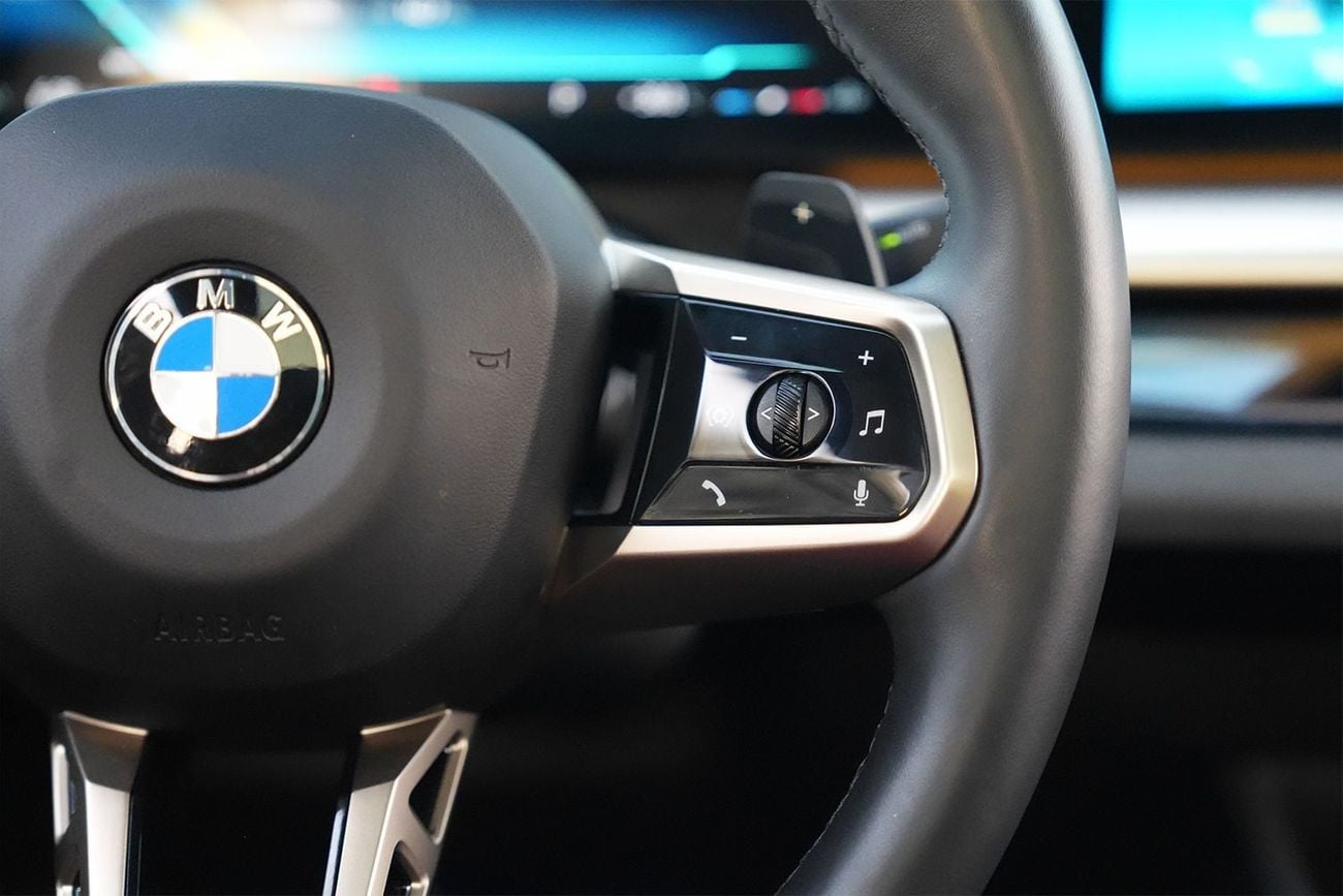 BMW 520i M SPORT BMW 520i M Sport – 2024 Model | GCC Specs | Nardo Grey