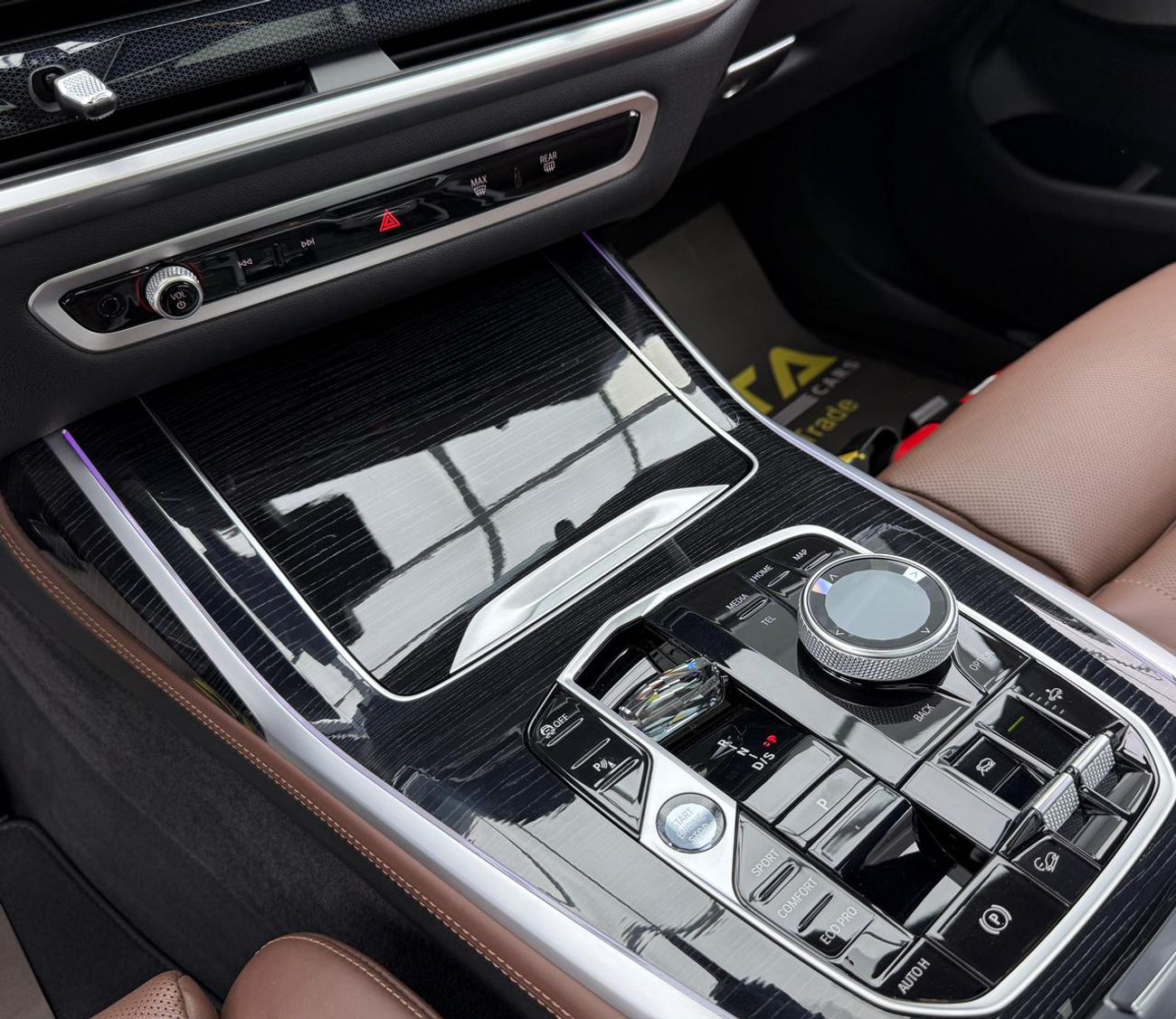 BMW X7 40i 3.0L 2024 BMW X7 xDrive40i M-Sport, 2028 BMW Warranty + Service Pack, Low Km, 7 Seater, Fully Lo